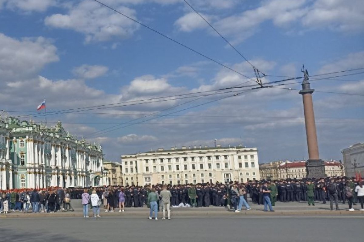 Беспилотник в рязани. Упавший беспилотник подмосковье воскресенск. Uj-22 airborne ударный бпла. Дрон беспилотник. Упавший беспилотник в подмосковье.