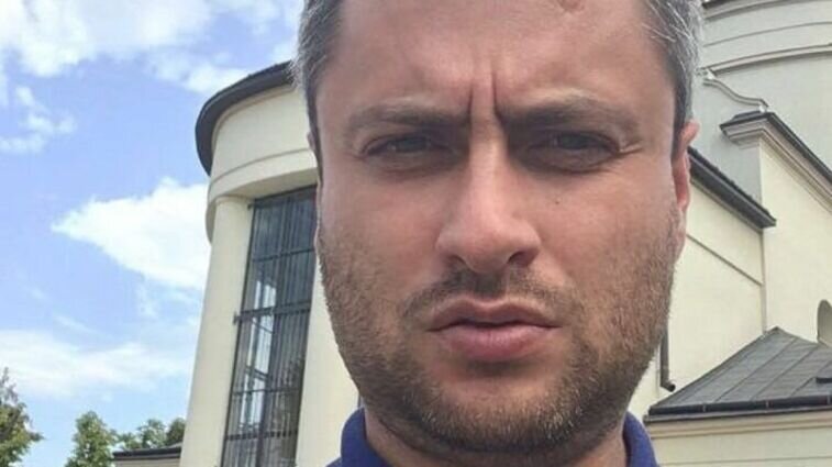     Предприниматель из Львова в разгар СВО в обход санкций поставлял в нашу страну «Майбахи» и «Роллс-Ройсы».