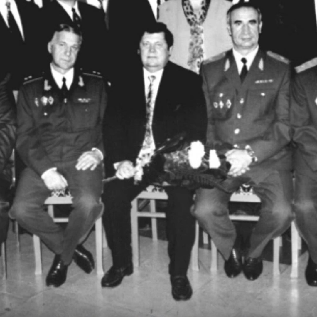 Генералы Григорьев Е. , Нарушев М. и Колупаев В.