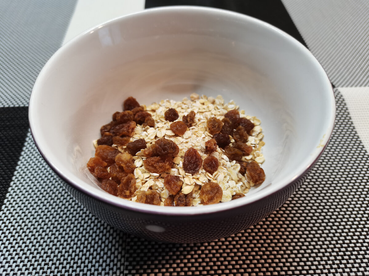 Овсяная каша.Фото автора канала.