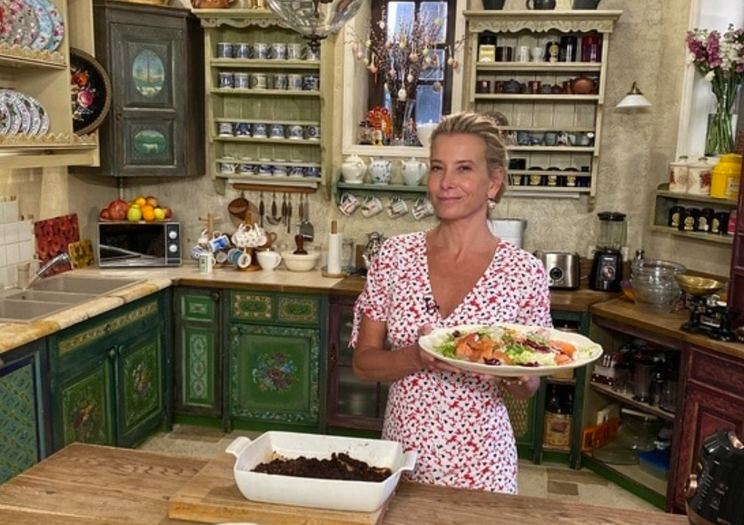 Про высоцкую