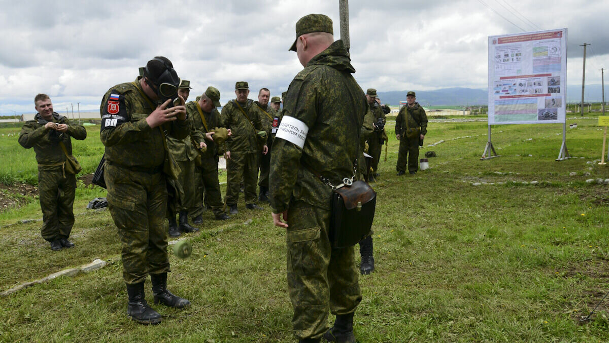     Реестр военнообязанных подготовят в Ростовской области к следующему осеннему призыву, заявил глава Минцифры Максут Шадаев.