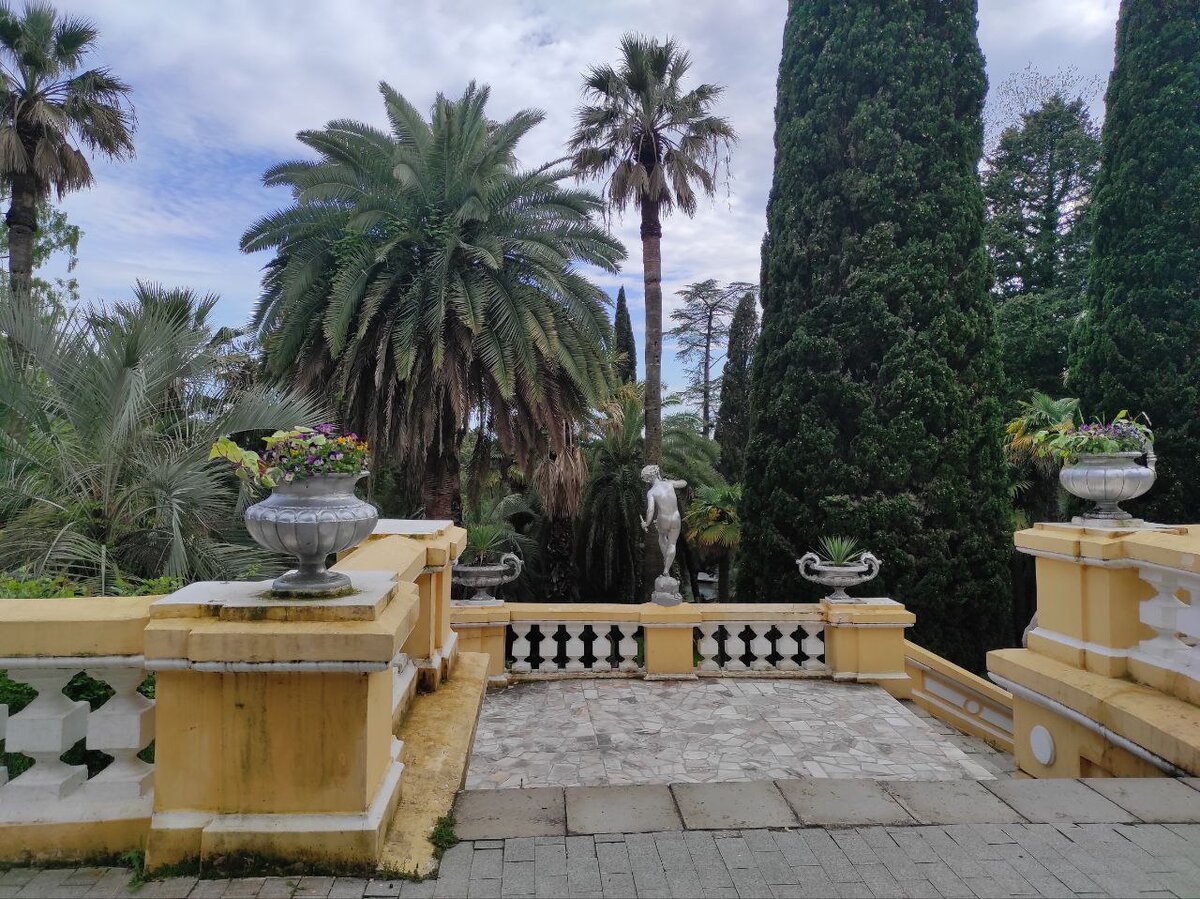 Терраса на Вилле "Надежда" в Парке "Дендрарий" в Сочи