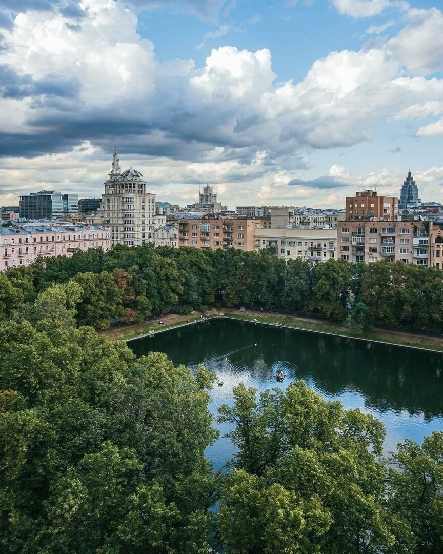 пруды в москве для