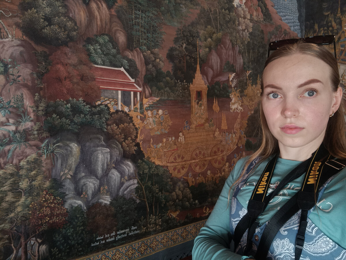 На стенах эпос Рамакиен