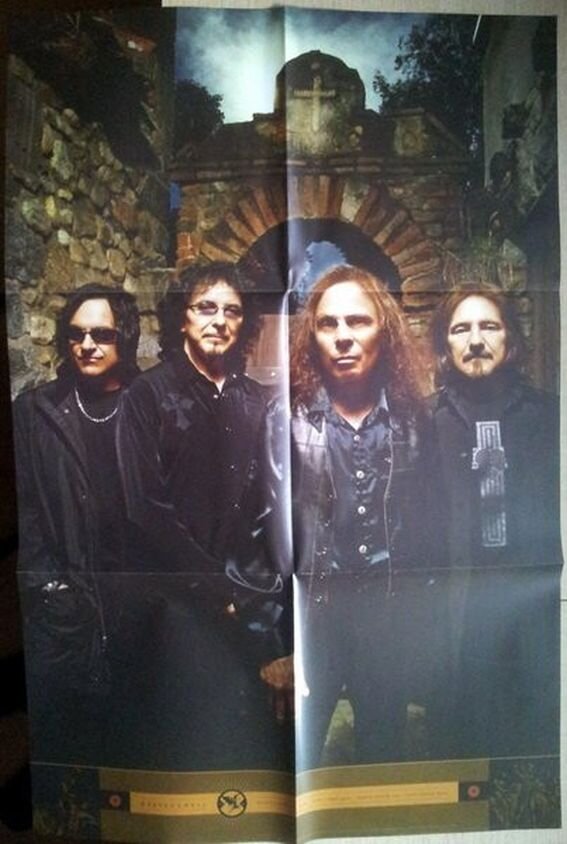Плакат, который шел к американскому виниловому альбому Heaven & Hell «The Devil You Know», 2009 г. Слева направо - Эпписи, Айомми, Дио и Батлер