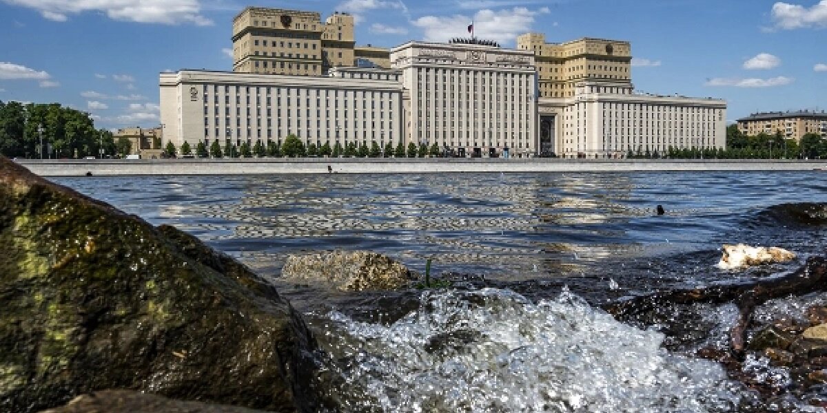 Фото: РБК (https://s0.rbk.ru/v6_top_pics/resized/590xH/media/img/0/62/346829426349620.webp)