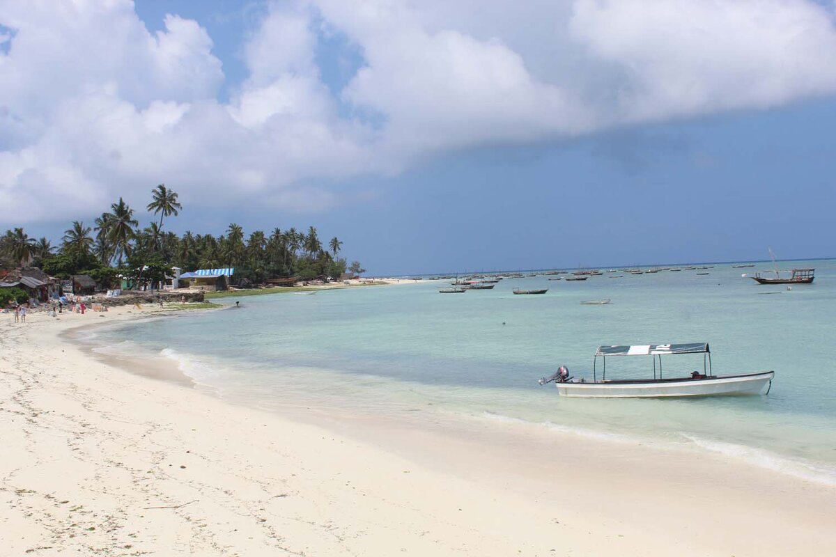 Не океан, а сказка!