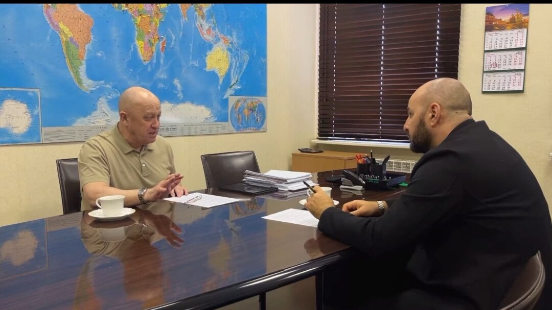 По поводу драмы. Ситуация с Пригожиным сейчас у многих на языке. Моё мнение неоднозначно.