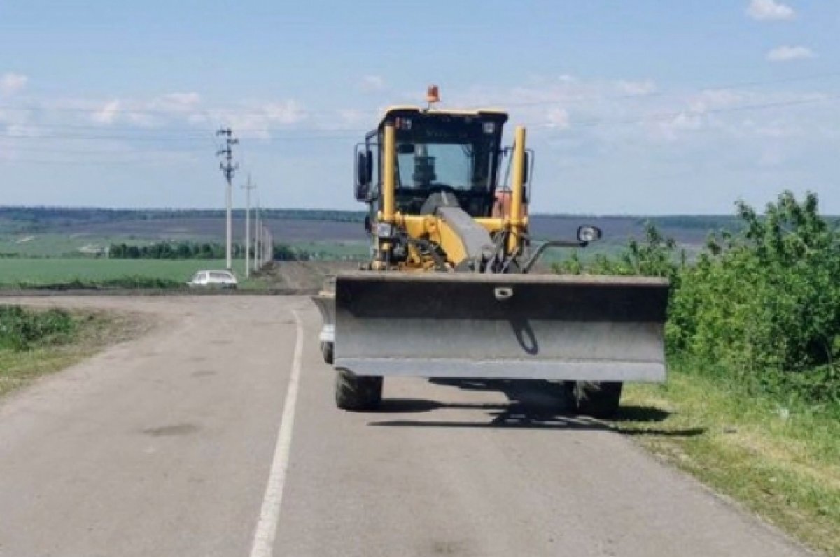 В Белгородской области ремонтируют дорогу Покровка – Успенка – Новохуторное  | АиФ-Белгород | Дзен