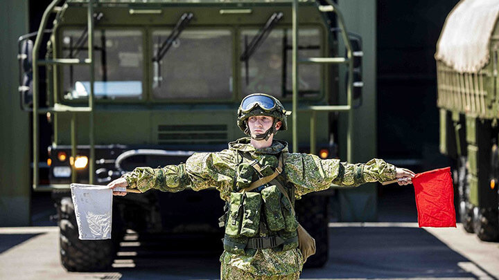 ВЫЕЗД ОТРК "ИСКАНДЕР". ФОТО: МИНОБОРОНЫ РОССИИ