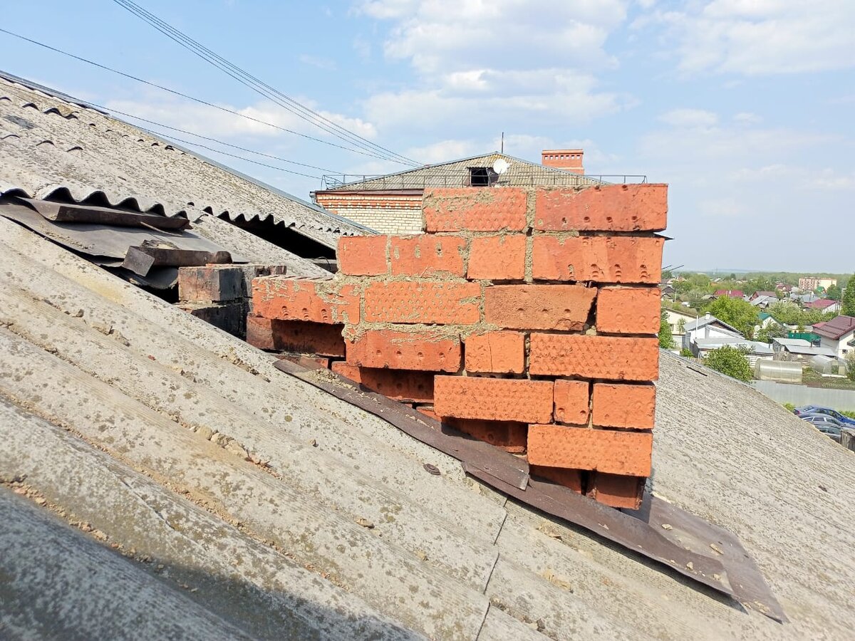 Разбор кирпичной кладки 