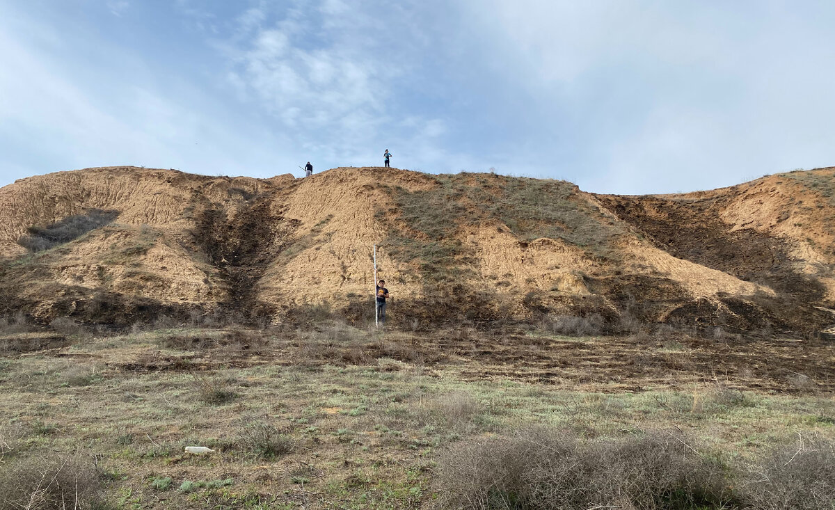 Вид на обрыв.