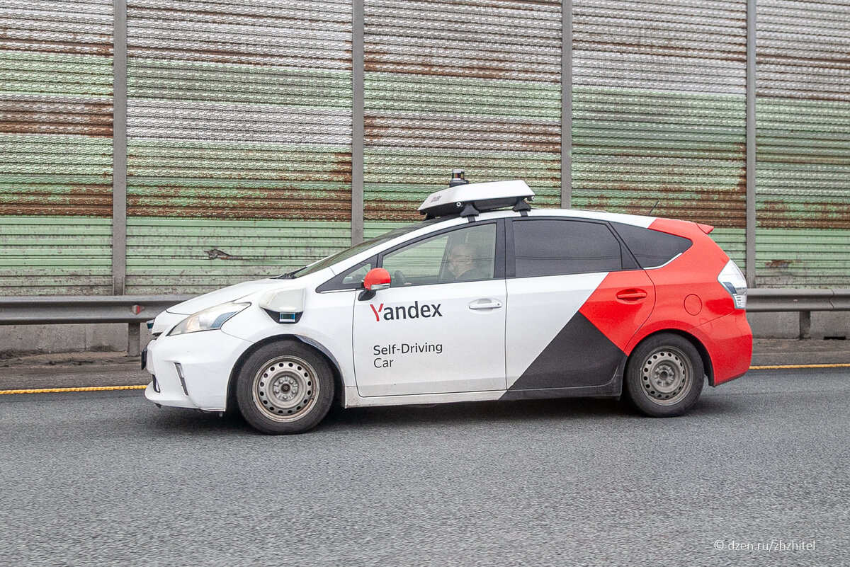 Беспилотный автомобиль Yandex Self-Driving Group на М-4