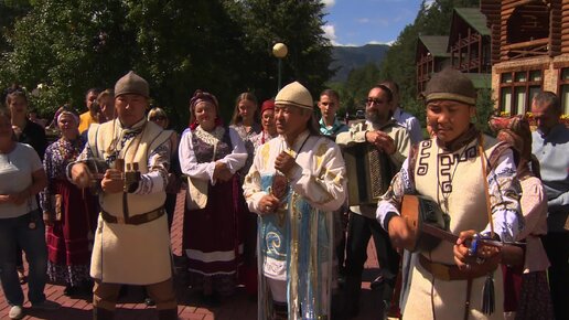 Этно-трио «Колыбель тюрков» (Республика Алтай) | Горловое пение, топшур, кубыз/варган | Играй, гармонь!