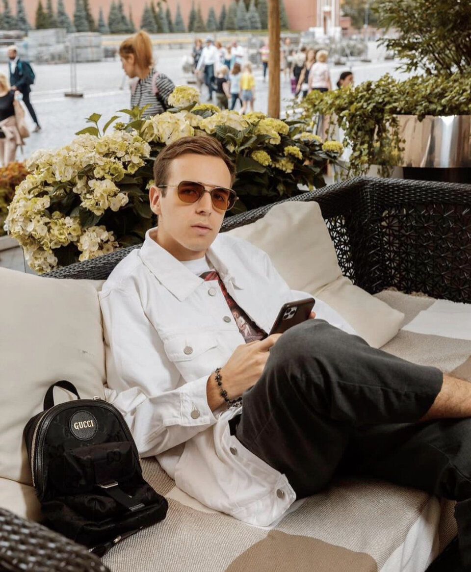 Артем Дюкарев