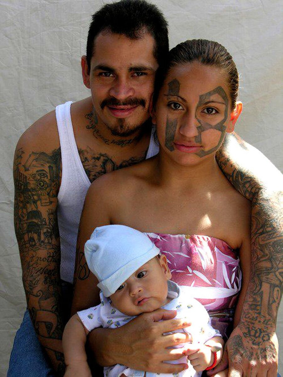 Значение татуировки Богоматерь с младенцем