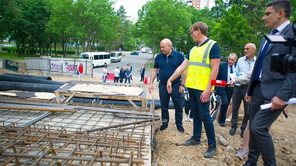     Об этом рассказал Сергей Кравчук во время проверки хода работ на объекте, которые ведутся на лестнице.