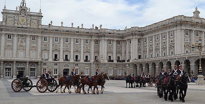 Королевский дворец, Мадрид. Фото: https://www.esmadrid.com/informacion-turistica/palacio-real