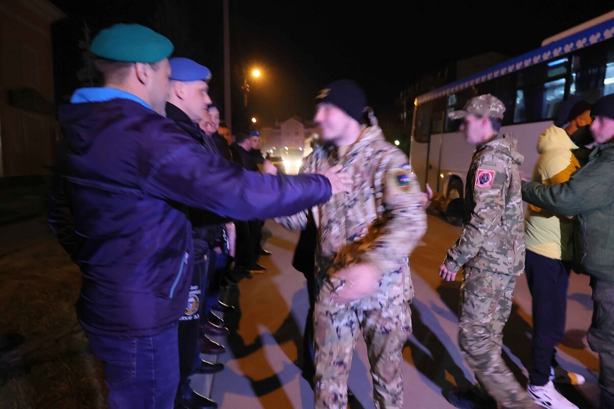 Фото: Александр ДАНИЛОВ. Более шестисот человек пополнили ряды батальонов для СВО: Андрей Назаров