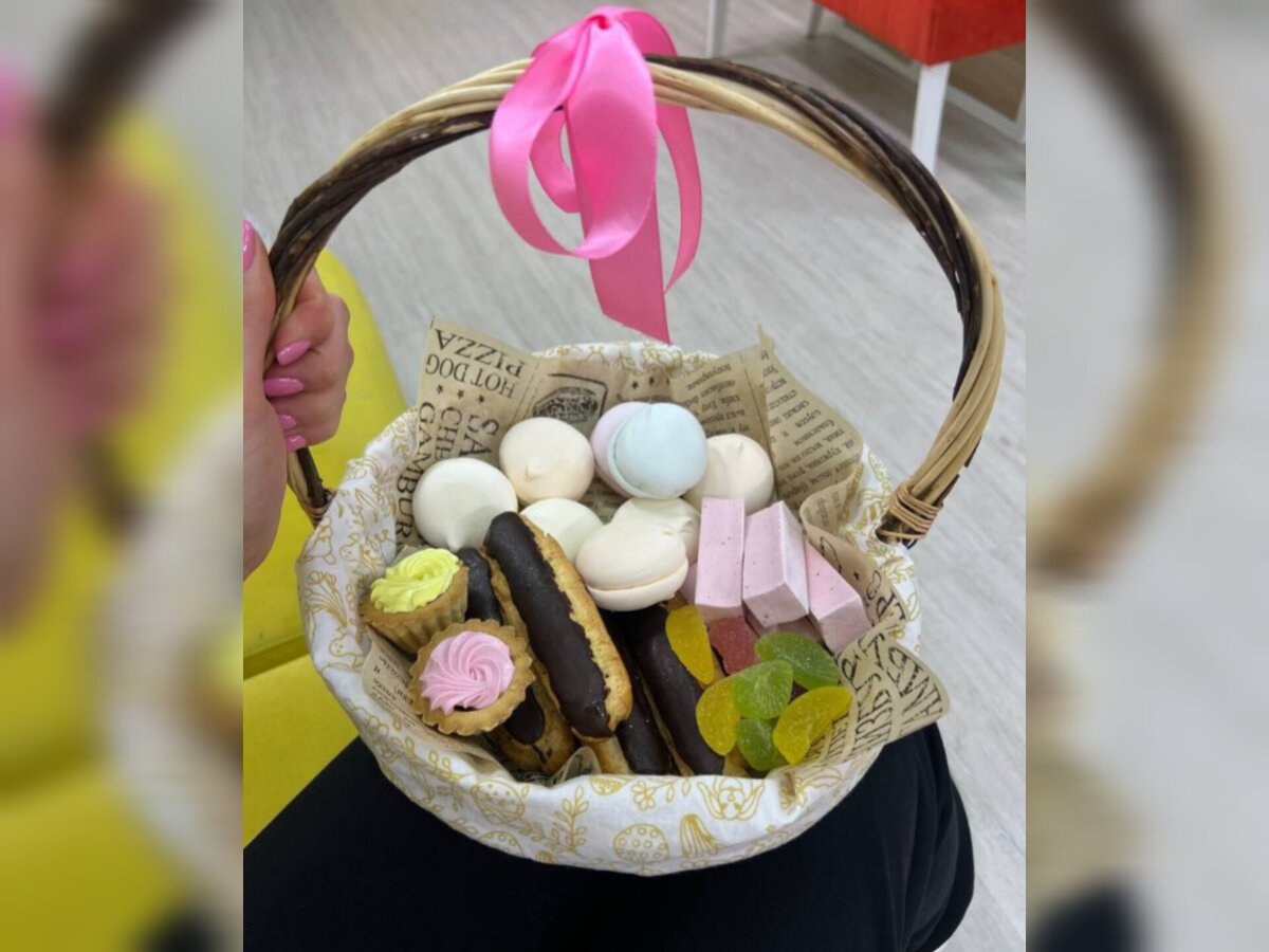 Сладости для Лизы от Саши. Источник: соцсеть