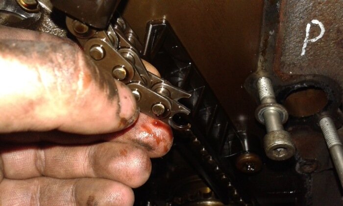 Почему же рвутся цепи? |Фото: drive2.ru