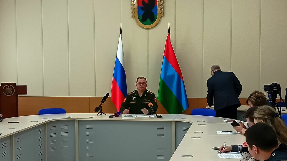     Андрей Артемьев 6 апреля 2023 года напомнил журналистам о федеральной инициативе.