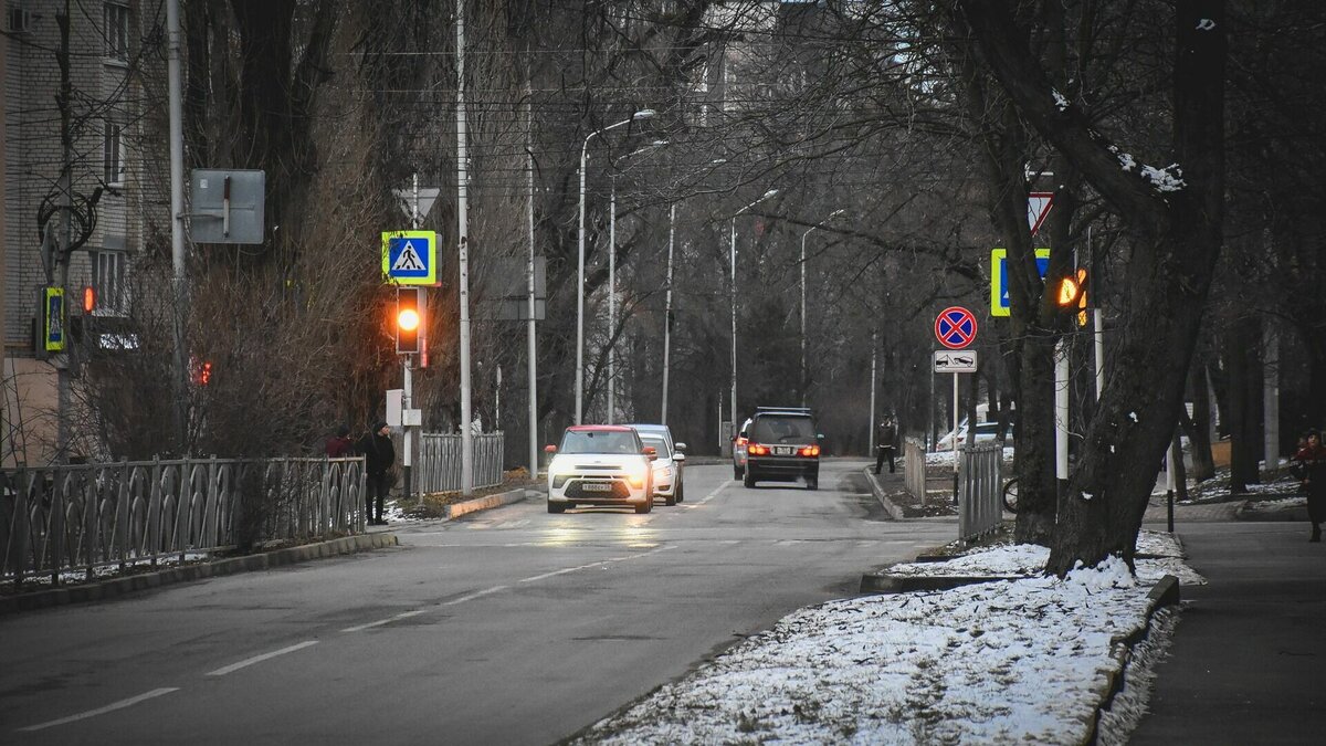     Водителям, «переобувшимся» в летнюю резину, рекомендуют воздержаться от поездок