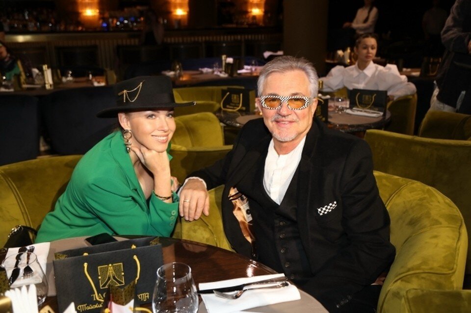     Полина Диброва подарила супругу необычный презент Лариса КУДРЯВЦЕВА/ЭГ