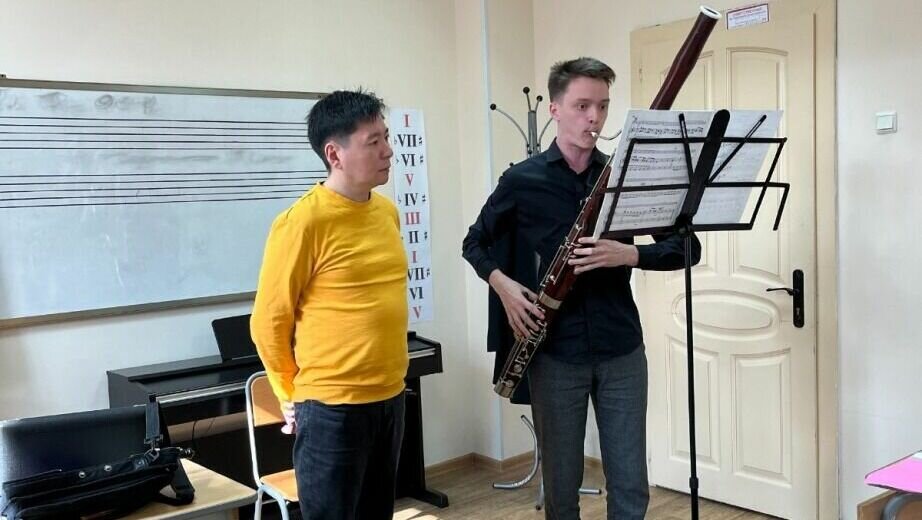     В рамках XII Международного музыкального фестиваля под руководством Юрия Башмета в крае проходят мастер-классы известных музыкантов.