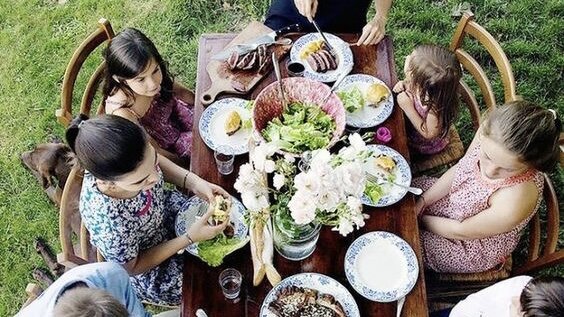 Обед всей семьёй