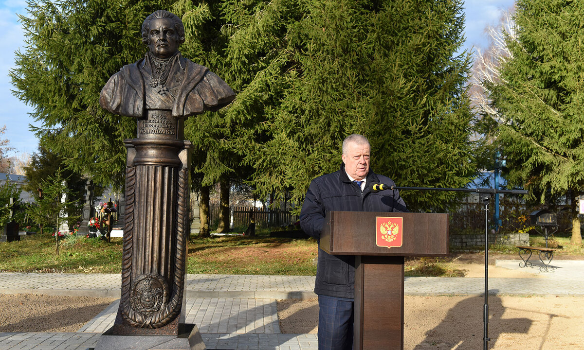    Суровый Петроченко взвалил на себя обязанности арестованной «министрессы правды» Кулешовой Евгений Антюхов