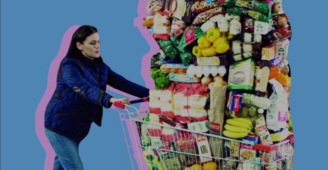 Примерно так выглядит закупка  продуктов в многодетной семье на неделю (если правильно питаться, с овощами, фруктами, крупами).