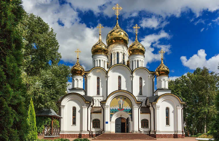 Как выглядят храмы россии