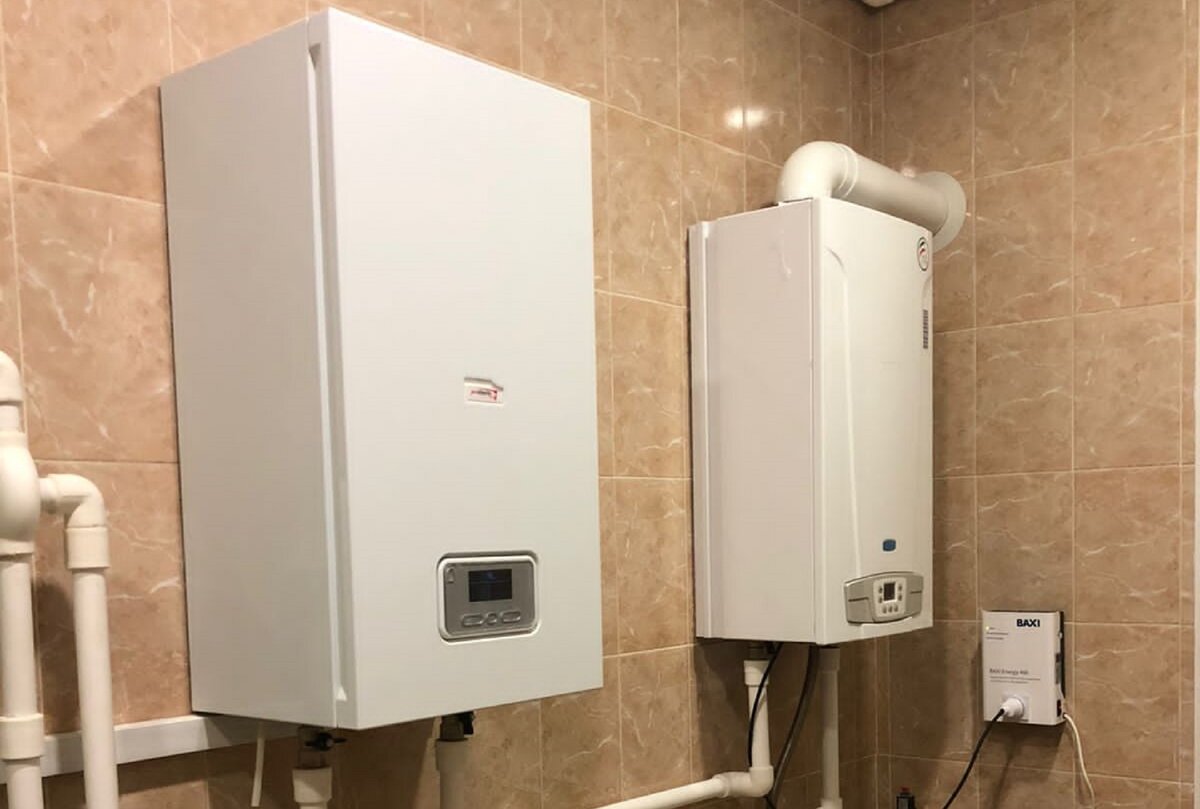 На сегодняшний день газовое оборудование, которое устанавливается в доме, не требует постройки отдельной котельной.    