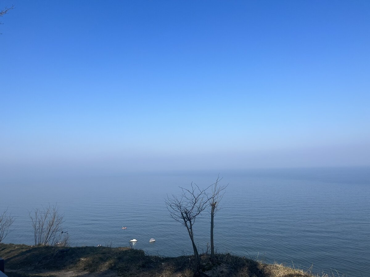 все равно живописно, даже без зелени