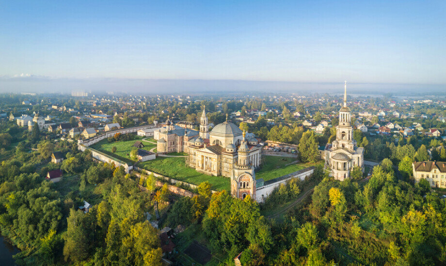 Фото: Shutterstock/FOTODOM (Торжок)