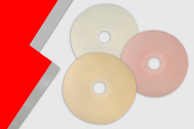 Абразивные шлифовальные сетки достаточно часто используются в строительстве Выполненные в форме металлических кругов с гальваническим покрытием из высокопрочных искусственных алмазов, они являются многофункциональным инструментом для тяжелых шлифовальных машин и высокоскоростных полировщиков.