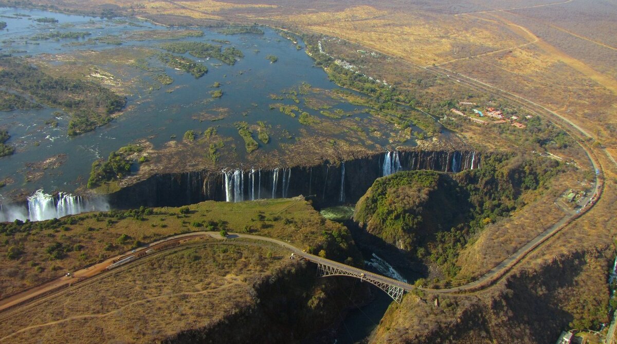 Водопад Виктория сухой водопад