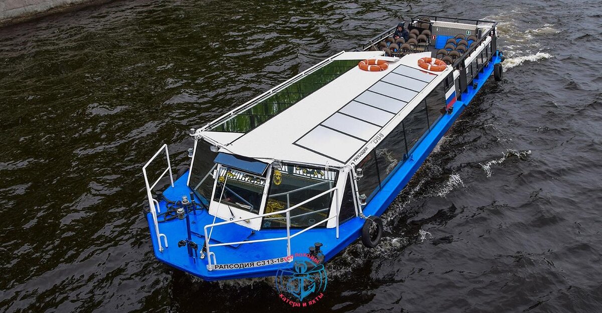 Теплоход Рапсодия подойдет для 20 гостей
