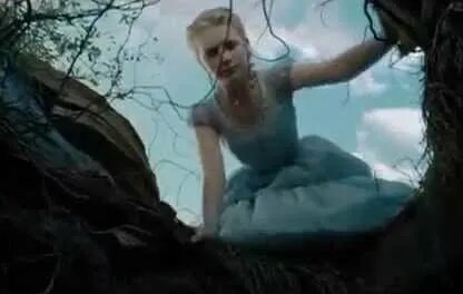 Алиса и Кроличья нора 