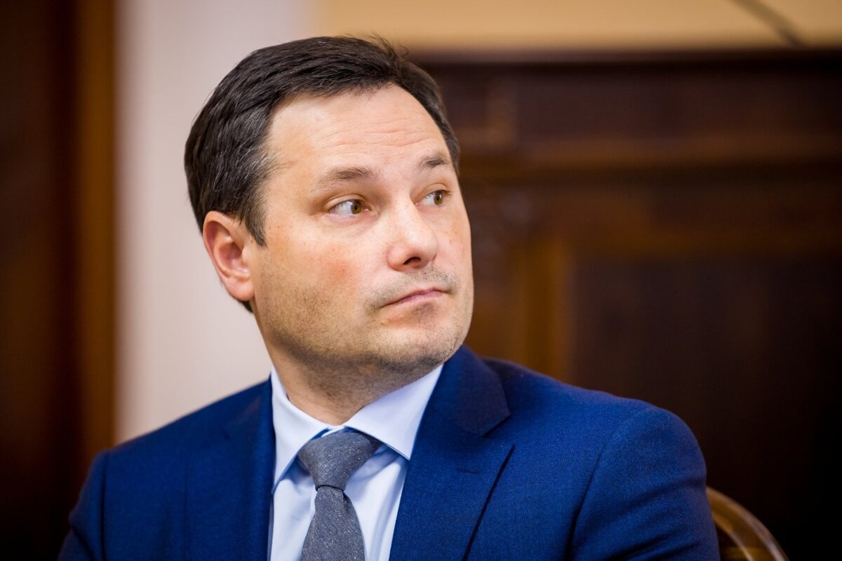    Вице-губернатор Югры раскритиковал чиновника за комментарий об инциденте с глухонемым ребенком в Нижневартовске