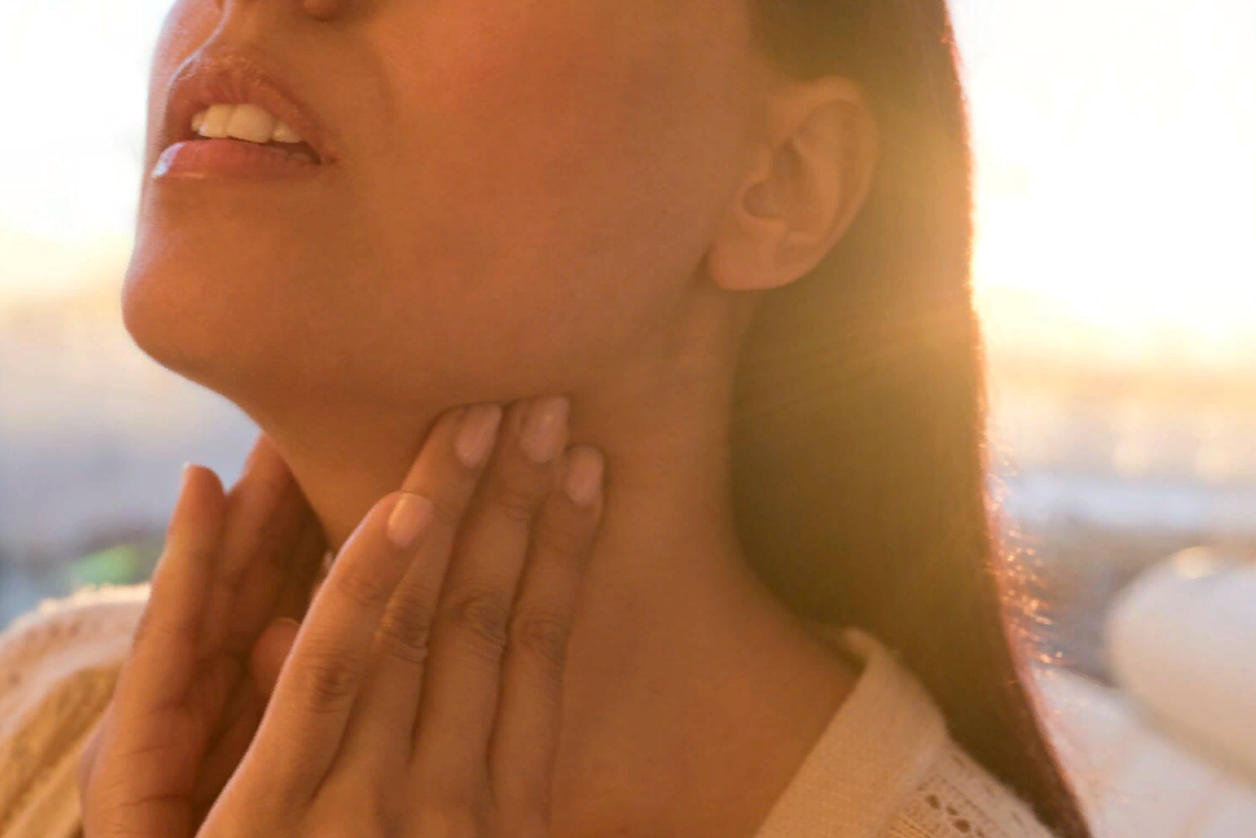 Узелки на щитовидной железе? Это указывает на нелеченное заболевание органа.