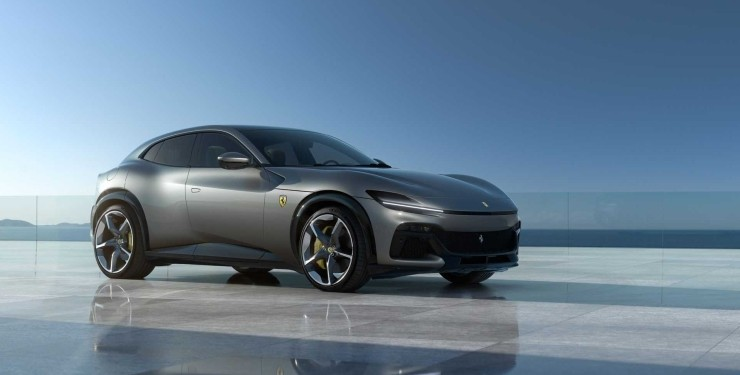 Ferrari Purosangue признали самым красивым серийным автомобилем 2023 года