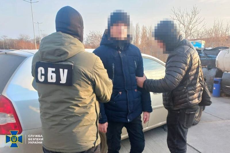    «Охота на шпионов или на ведьм?» В западной прессе заговорили об абсурдности массовых арестов на Украине за госизмену и коллаборационизм