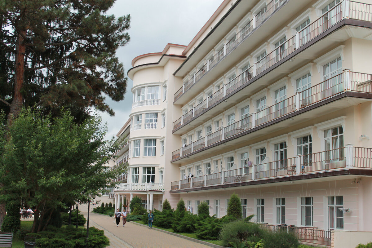 санаторий долина нарзанов кисловодск аквапарк. откроют ли санаторий. санаторий в ваче для пенсионеров нижегородской области. санаторий центр союз ессентуки. санаторий ессентуки в ессентуках.