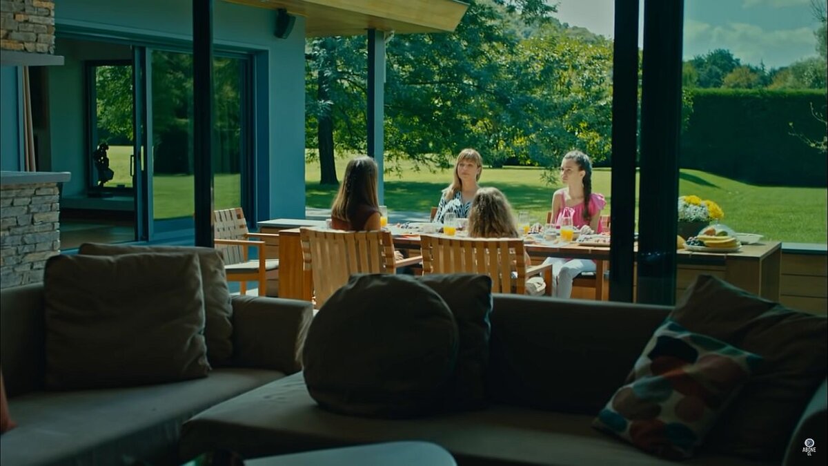 Кадр из сериала «Ворон», Турция, 2019 год