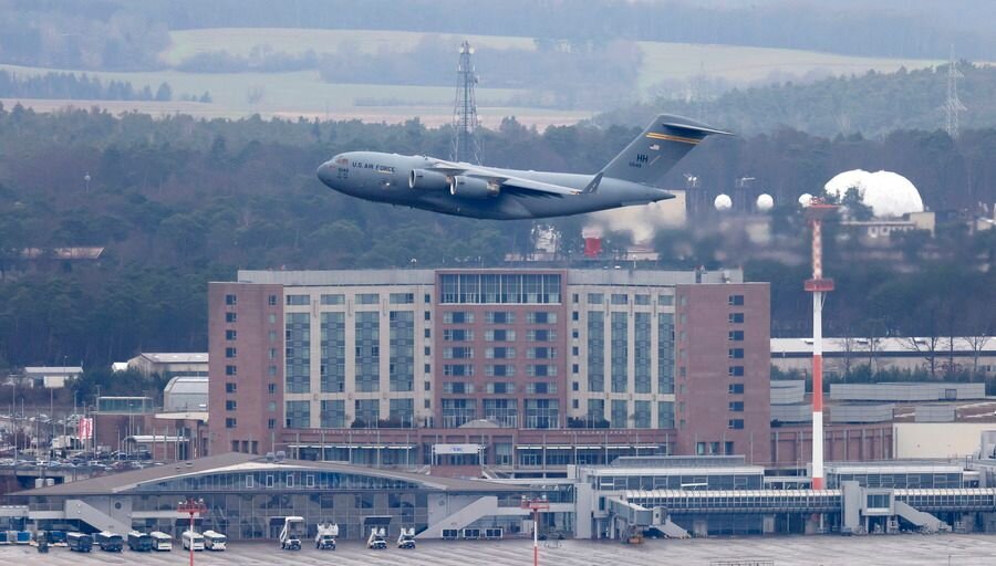    Авиабаза Военно-воздушных сил США «Рамштайн» в Германии © RONALD WITTEK/ЕРА/ТАСС