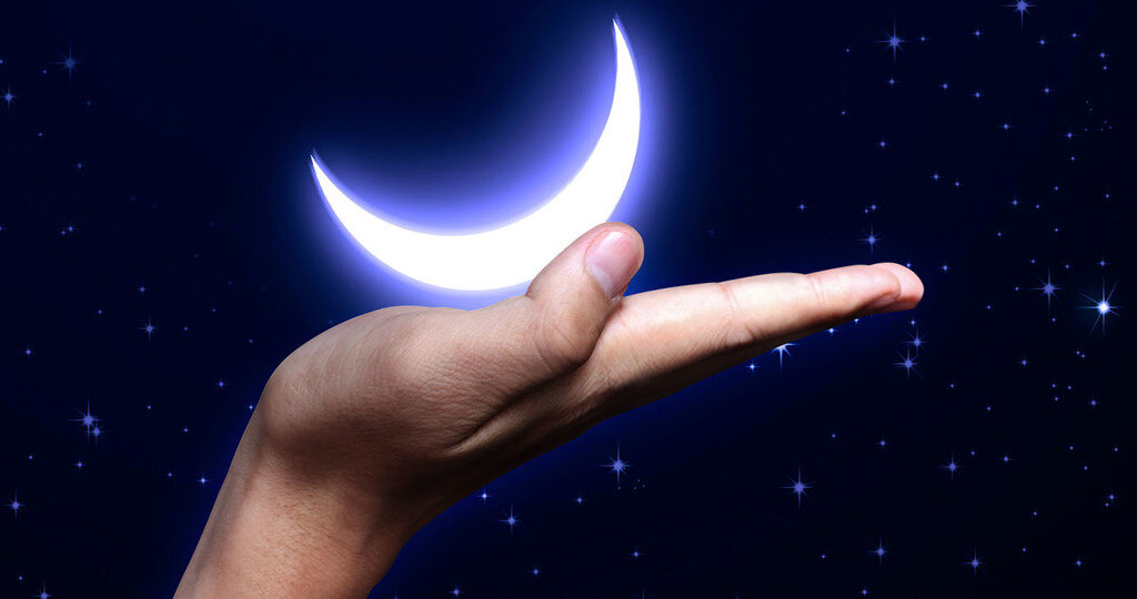 Фото с ресурса: otvet-gadalki.ru. Как правильно загадать желание на новолуние.