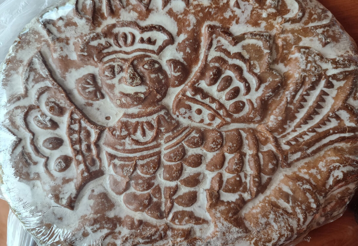 Алконост на прянике и на доске